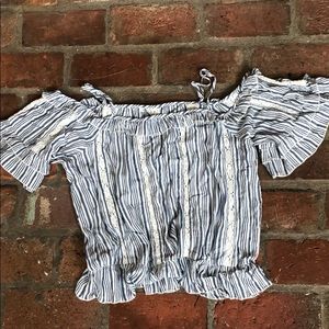 American eagle off the shoulder flow blouse